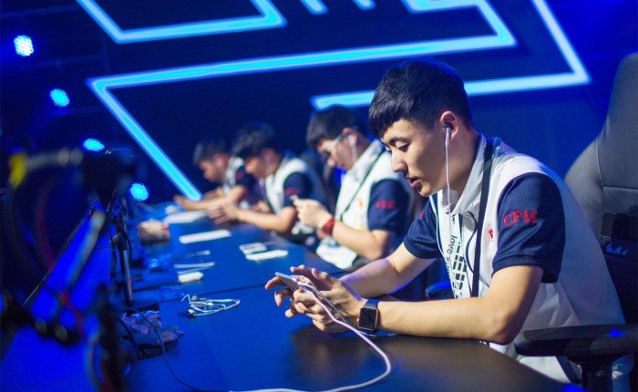 手失误的综 手失误的综