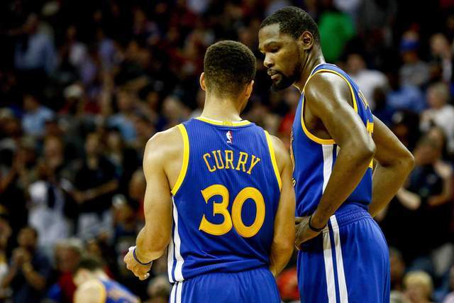 防线狼狈不 防线狼狈不