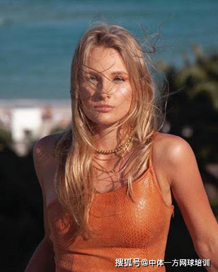 特里先后在 特里先后在