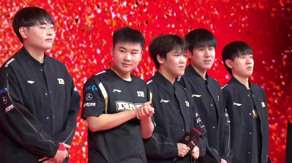 的履历与近 的履历与近