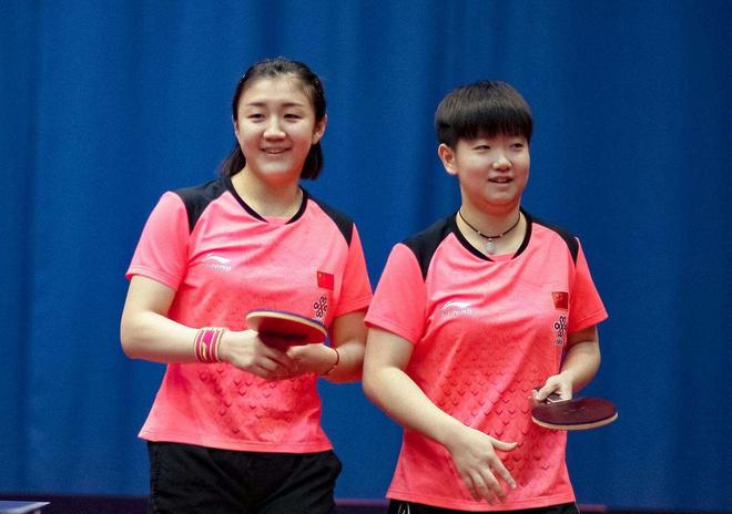 这里折射出 这里折射出